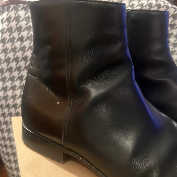 Prada Men's Black Leather Side Zipper Ankle Boots GUC! - Picture 5 of 16